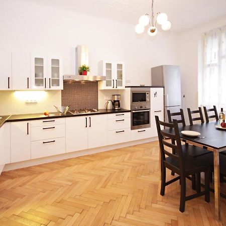 Prague Central Exclusive Apartments Ruang foto