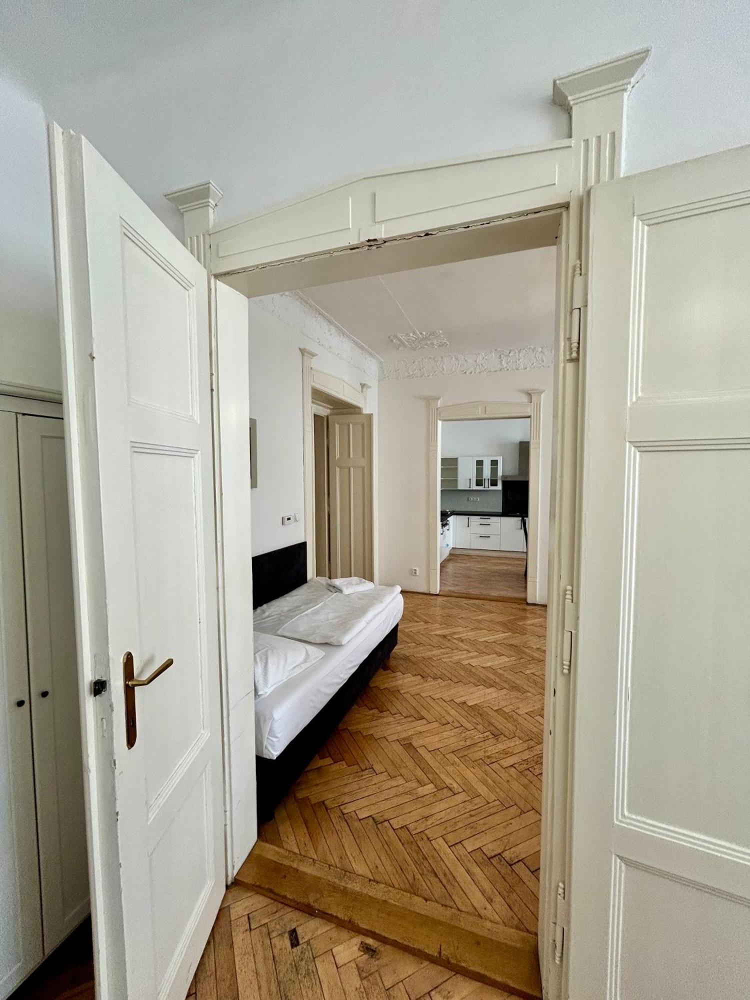 Prague Central Exclusive Apartments Bagian luar foto