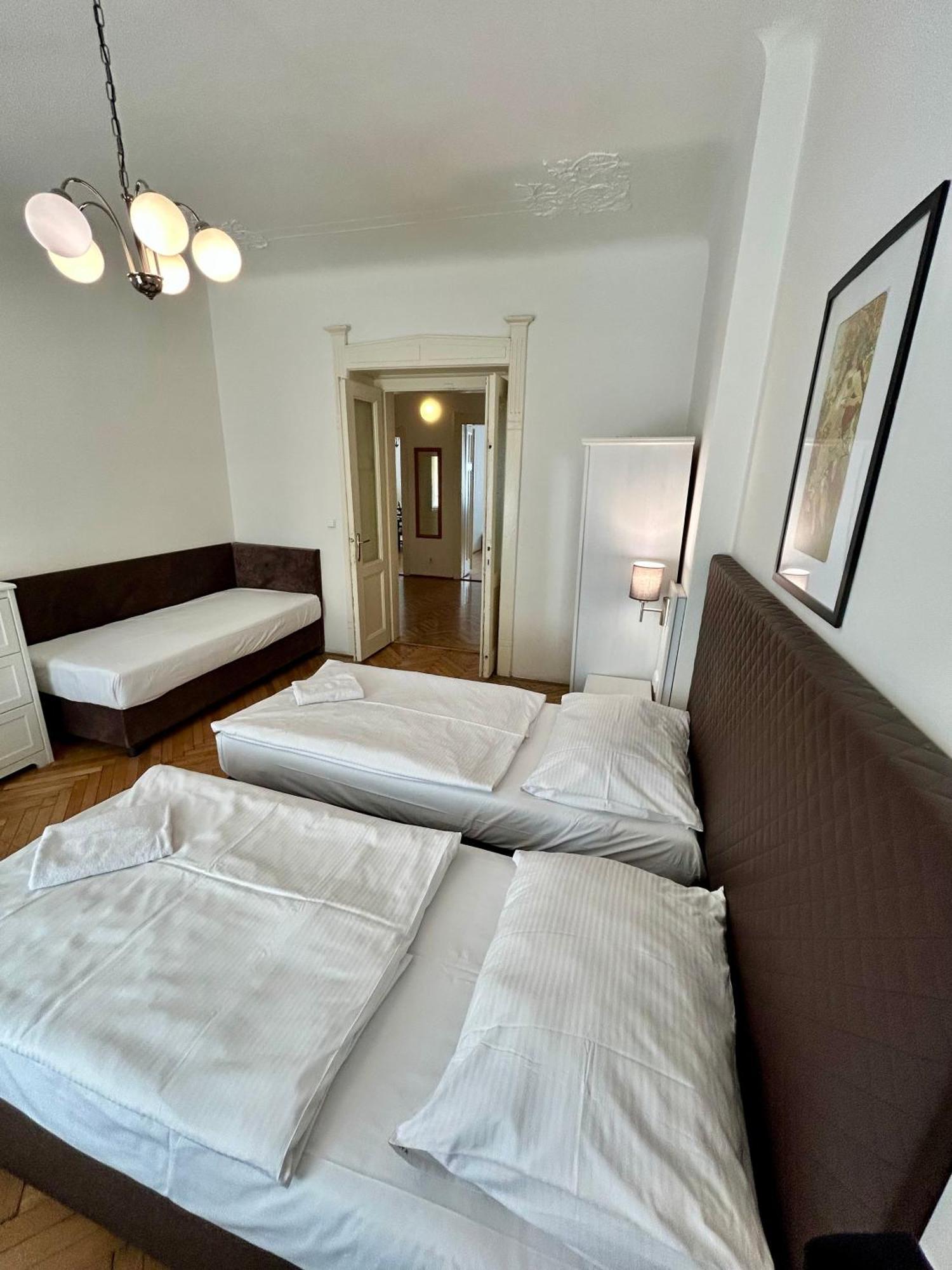 Prague Central Exclusive Apartments Bagian luar foto